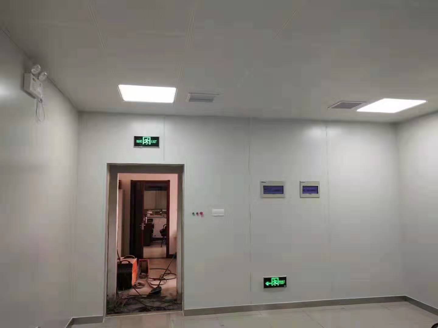 遼寧省某武警支隊屏蔽機房（fáng）完工